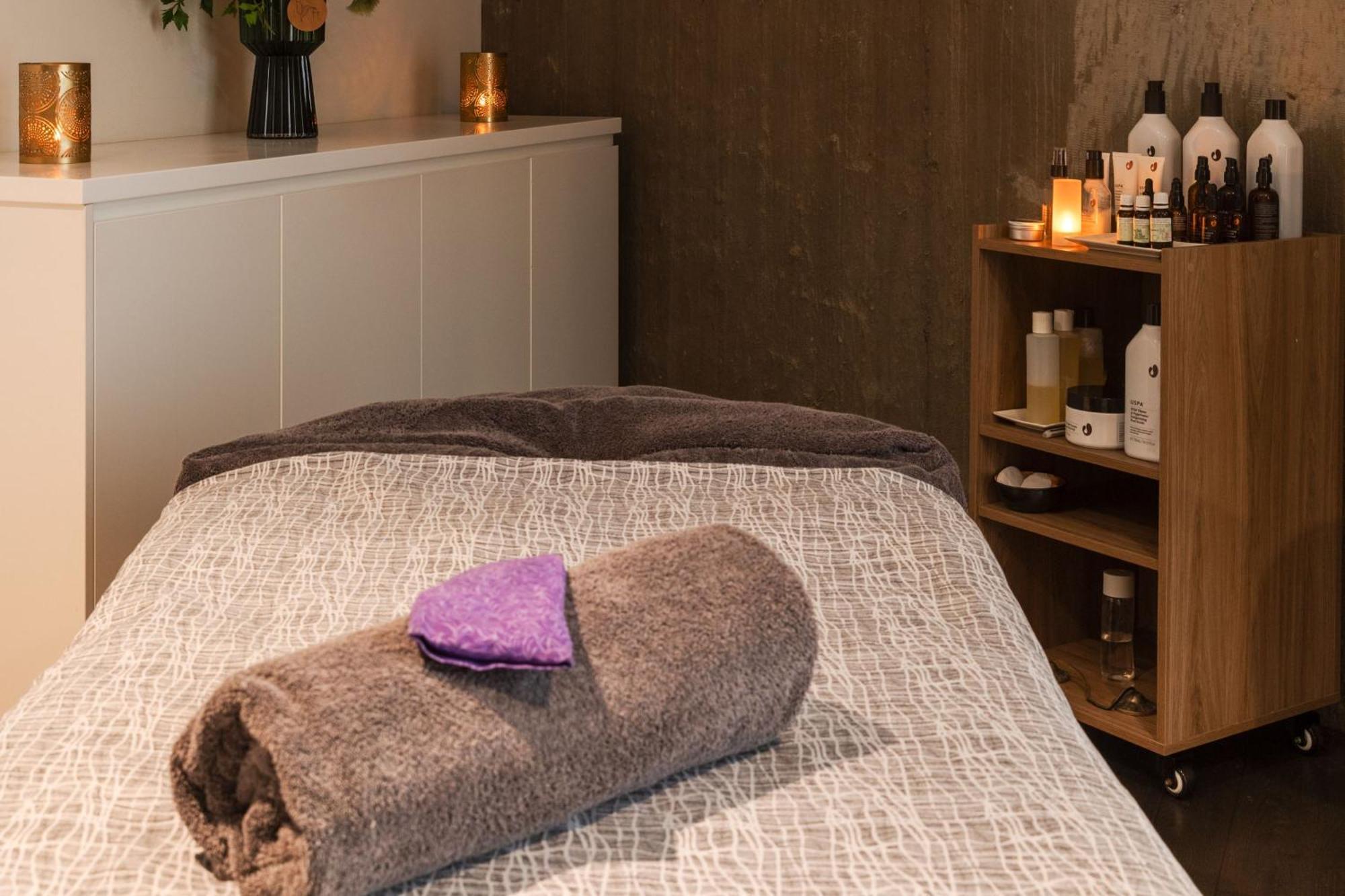 Peppers Silo Launceston Exterior foto Massage table